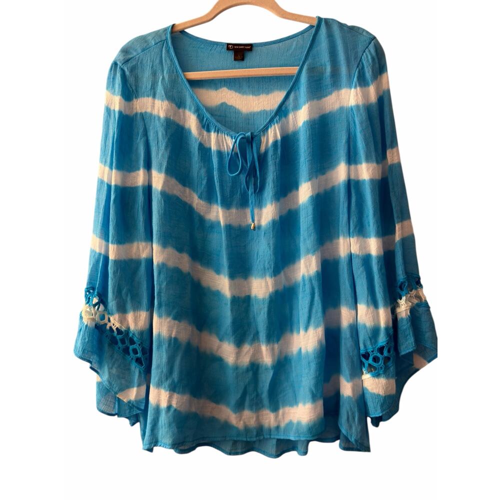 New Direction Top – Large – Blue & White Tie‑Dye Style, Flarey Fit, Soft Knit